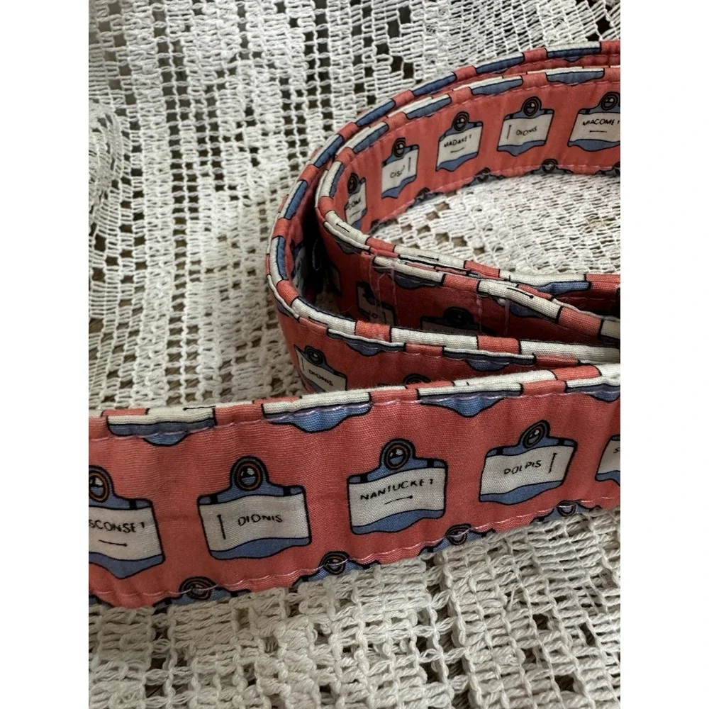 Vineyard Vines Martha's Vineyard Signs D-Ring Belt Mens Medium Pink Preppy Coast